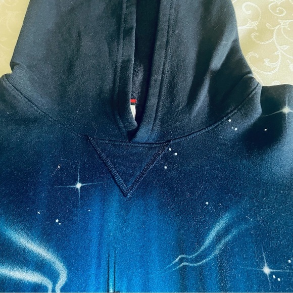 Chicago Bears Graffiti Hooded Pullover Sweatshirt - Picture 9 of 16